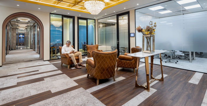 Sheikh Zayed Road, Dubai - Image 4