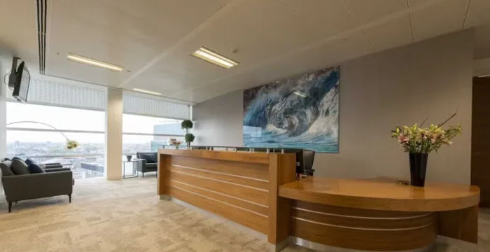 30 Crown Place, Greater London - Image 4