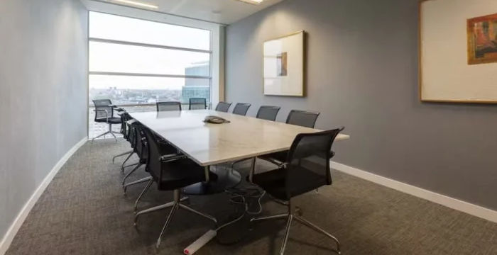 30 Crown Place, Greater London - Image 2