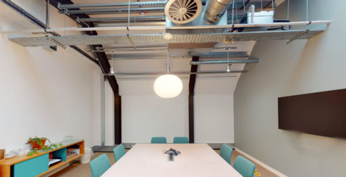 Fishers Lane, Chiswick - Image 5