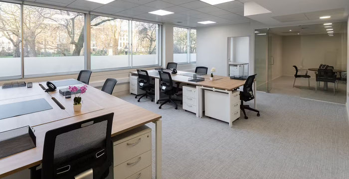 22A St James's Square, London - Image 2