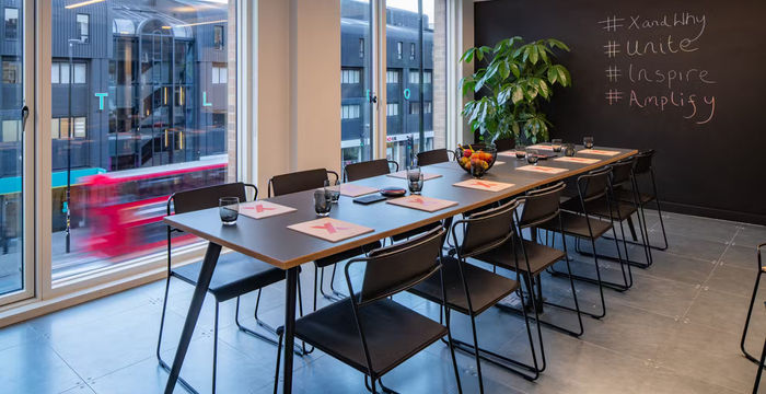 20-30 Whitechapel Road, Whitechapel - Image 4