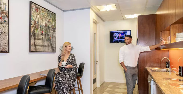 40 Bank Street, Canary Wharf - Image 2