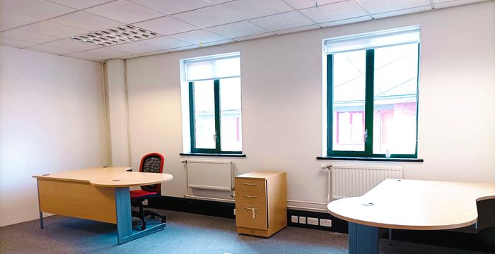 Avenue De Clichy, Merthyr Tydfil - Image 3