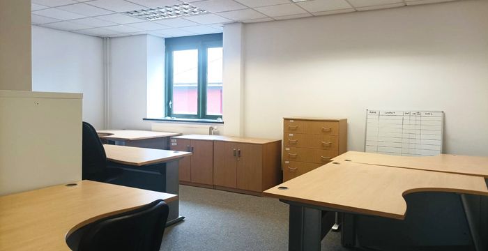 Avenue De Clichy, Merthyr Tydfil - Image 2