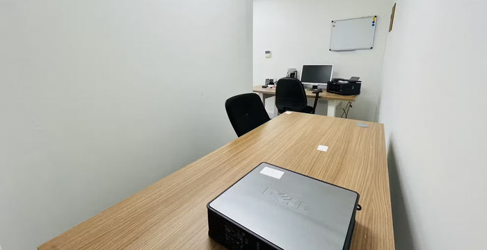 141-143 King Street, Hammersmith - Image 2