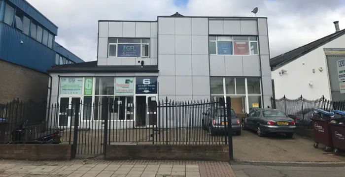 6 Chase Road, Park Royal - Image 5