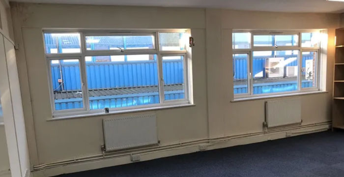 6 Chase Road, Park Royal - Image 4