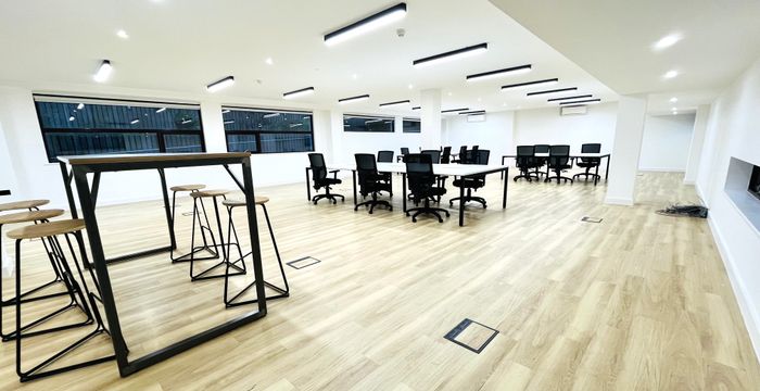 Addison Bridge Place, Kensington - Image 5