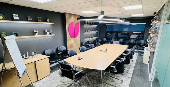 Addison Bridge Place, Kensington - Image 5