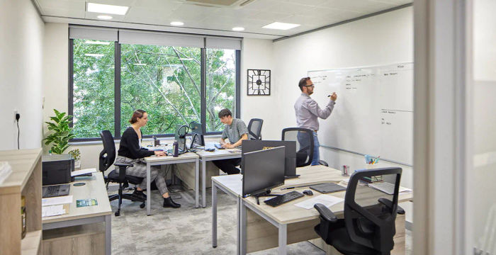 Reeds Crescent, Watford - Image 5