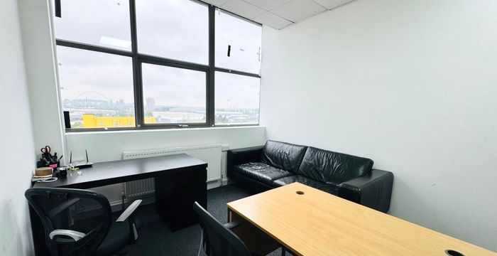 Abbey Road, Park Royal - Image 5