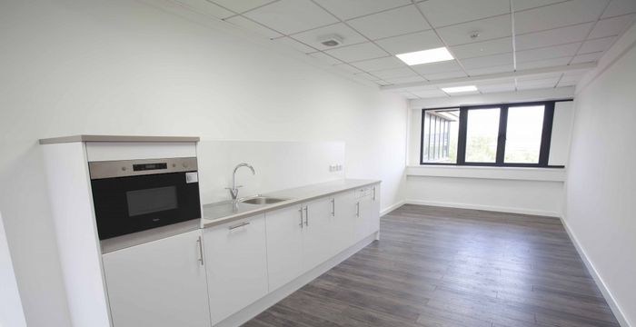 Almondsbury Business Park, Bristol - Image 2