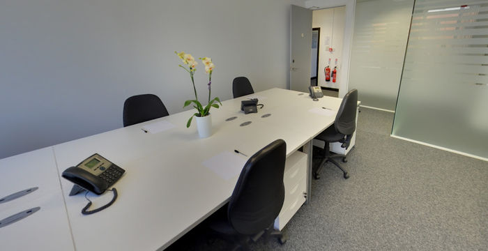 231 Vauxhall Bridge Road, London - Image 4