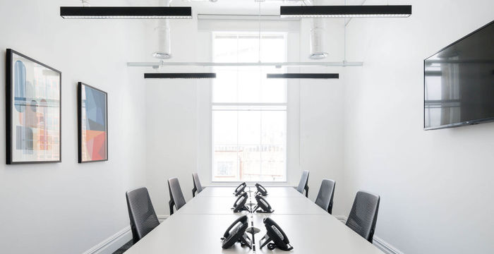 Custom House Square, Belfast - Image 2