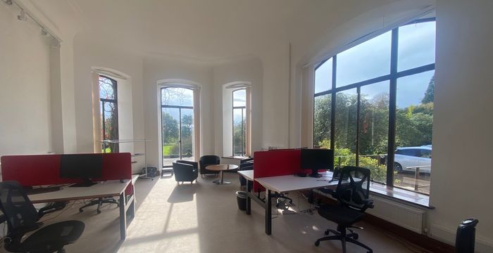 Pippingford Park Mill Brook Hill, Nutley - Image 4