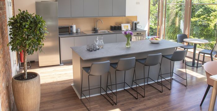 West Street, Farnham - Image 4