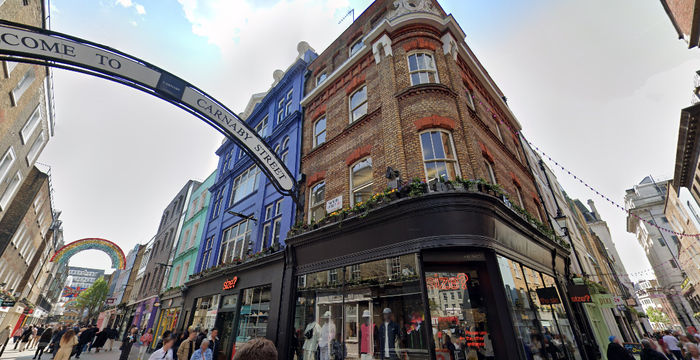 32 Carnaby Street, Carnaby - Image 3
