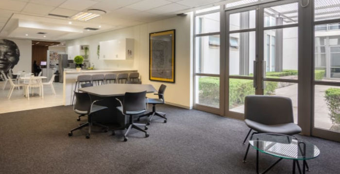 Mac Mac Building - Image 2