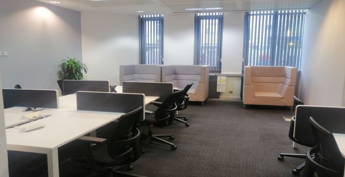 5 Kew Road, Richmond - Image 4