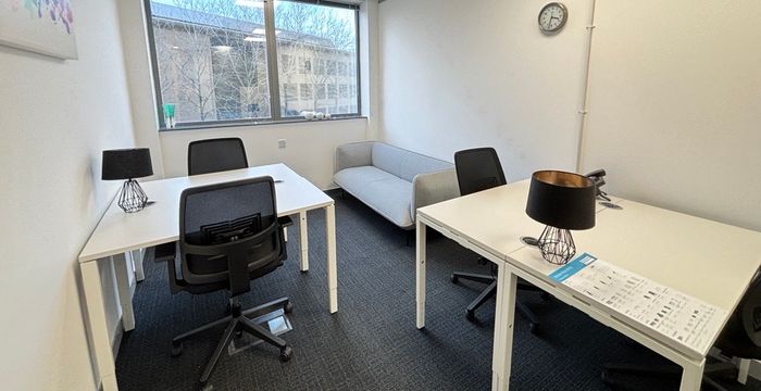 Robert Robinson Avenue, Oxford - Image 4