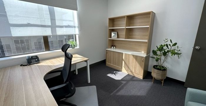 West End Professional Suites - Image 2