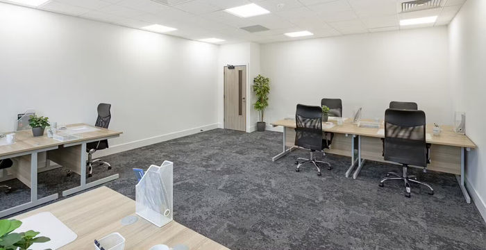 Ring Road, Leeds - Image 3