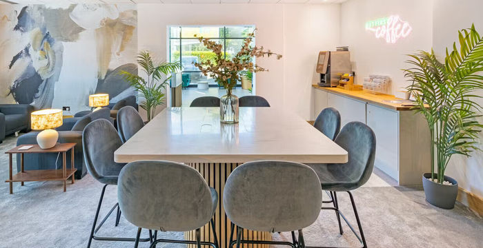 8 Person Private Office at Ring Road, Leeds | Office Hub