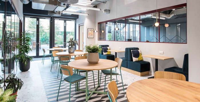 2 Whitechapel Road, Greater London - Image 4