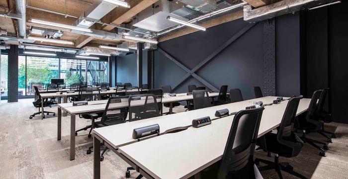 2 Whitechapel Road, Greater London - Image 3