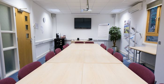 Electric Avenue, Enfield - Image 4