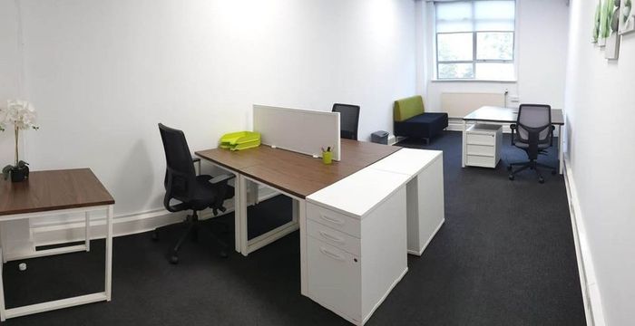 Electric Avenue, Enfield - Image 4