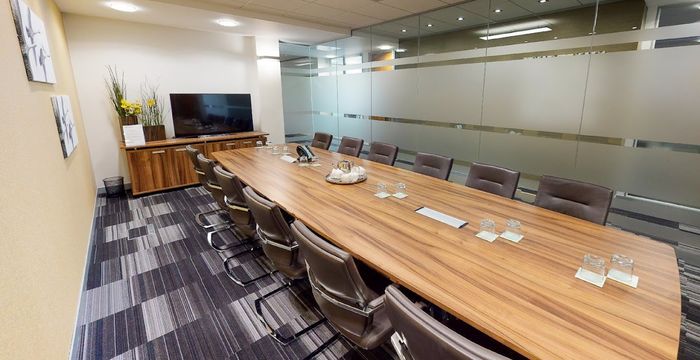 Lydiard Fields, Swindon Wiltshire - Image 2