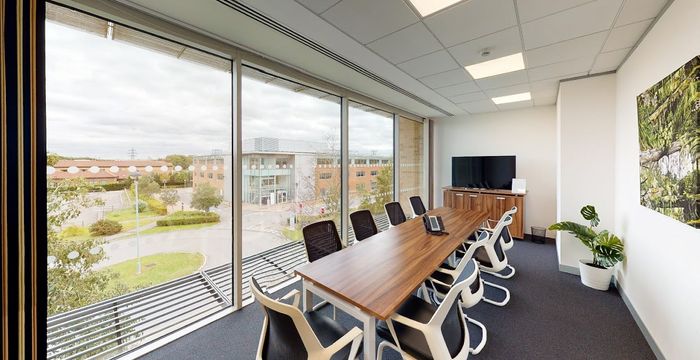 Lydiard Fields, Swindon Wiltshire - Image 2