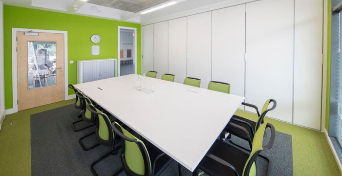 Terminus Road, Chichester - Image 2