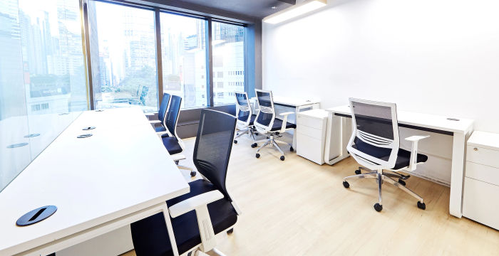 18 Harcourt Road, Admiralty - Image 3