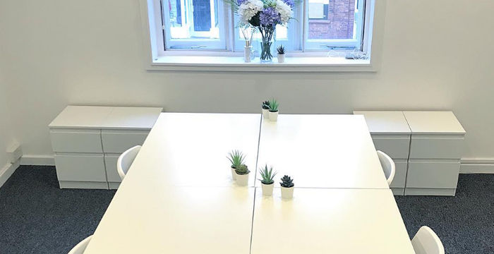 79a Grapes House Esher High Street, Esher - Image 5