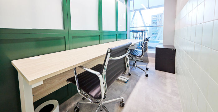 Wang Yip Street South, Hong Kong - Image 4