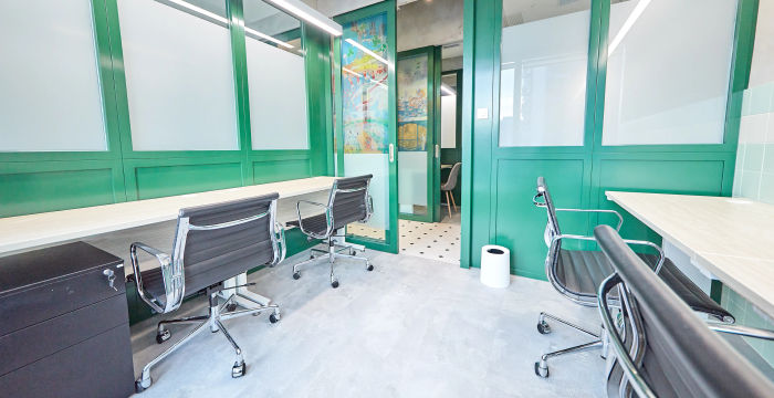 Wang Yip Street South, Hong Kong - Image 3