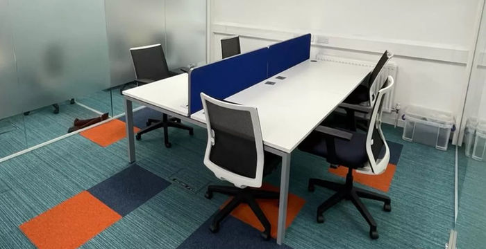 33 Hanworth Road, Surrey - Image 3