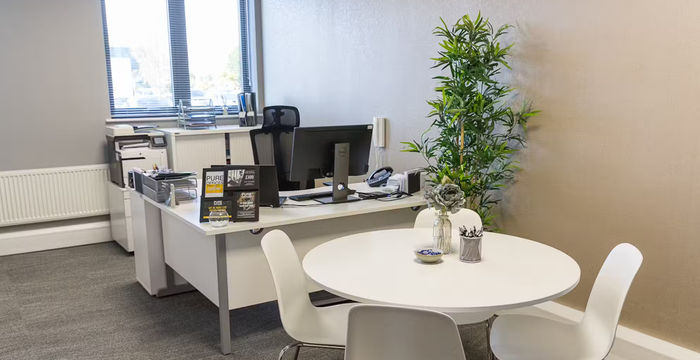 Kembrey Park, Swindon - Image 4