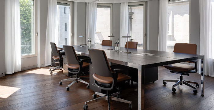 12 Hay Hill, Greater London - Image 3
