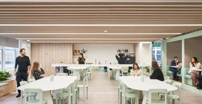 213 Oxford Street, Greater London - Image 2