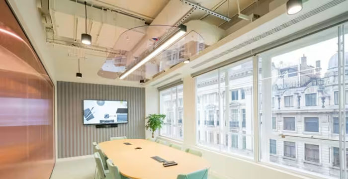 213 Oxford Street, Greater London - Image 4