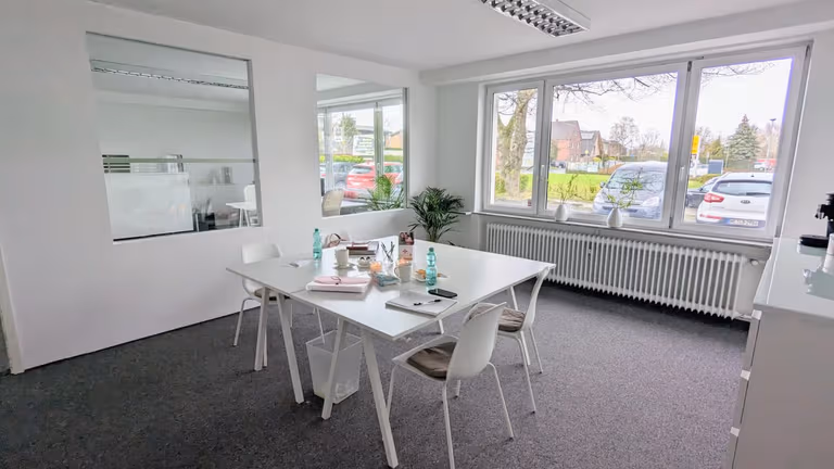 Office Center Hoisten