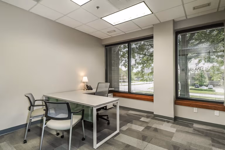 Office Evolution (Overland Park)