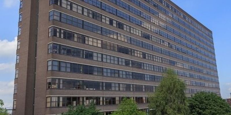 Office Space for Rent at Oakland House - Old Traffold | Office Hub