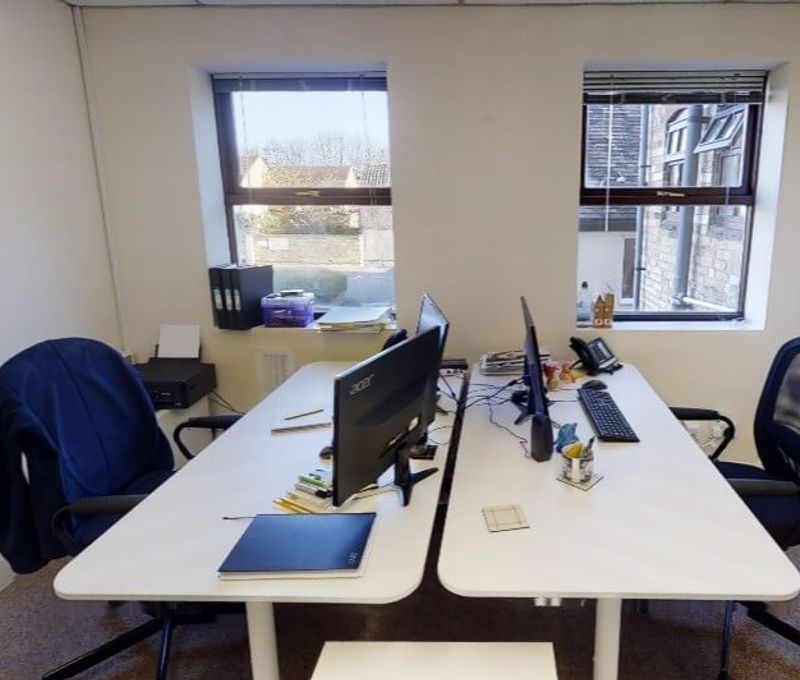 2 Huntingdon Street, St Neots Cambridgeshire - Image 4