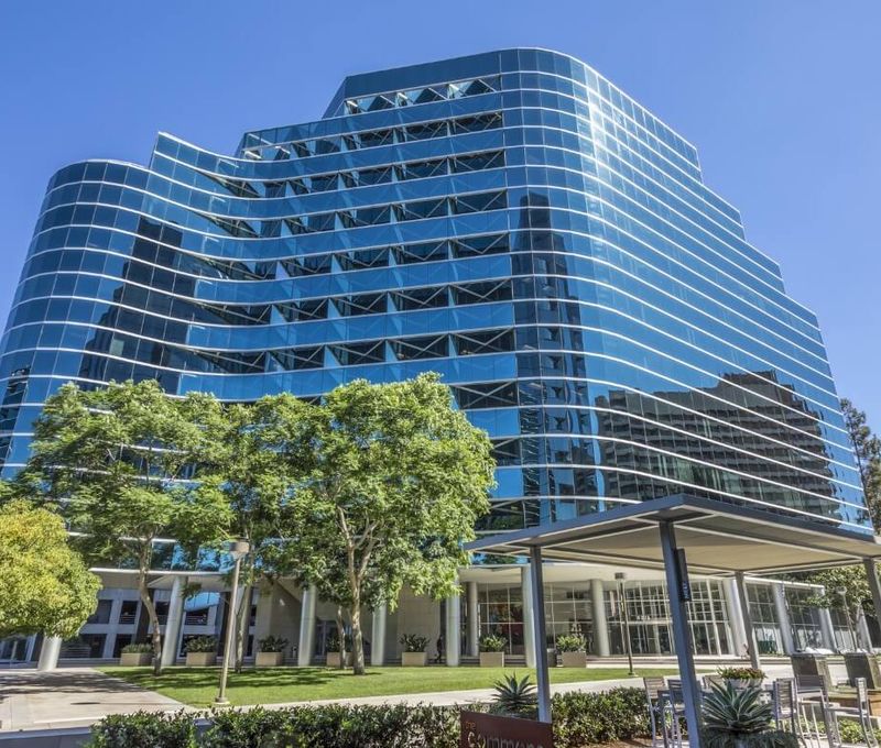 4275 Executive Square, San Diego - Image 6
