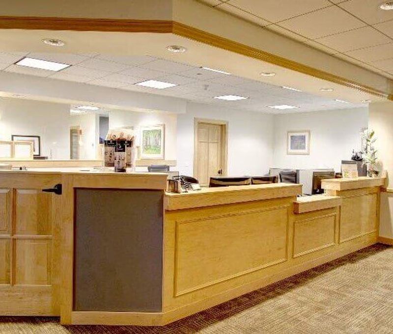 405 Rxr Plaza, Uniondale - Image 4